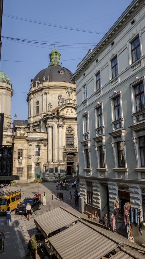 Leogrand Apartments On Stavropigiyska 7 Lviv Exterior photo